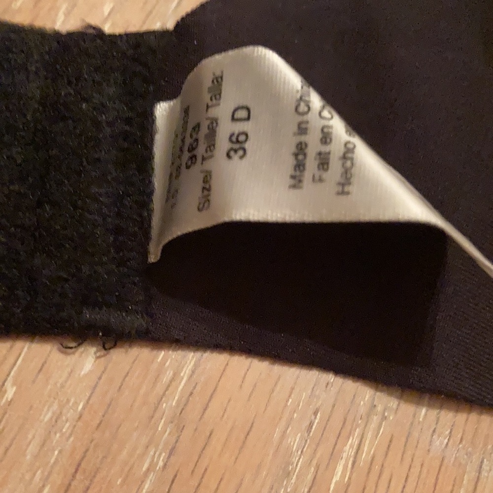 Bra black underwire 36d new - Picture 4 of 6